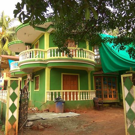 J.S Holiday Guest House Calangute Exterior photo