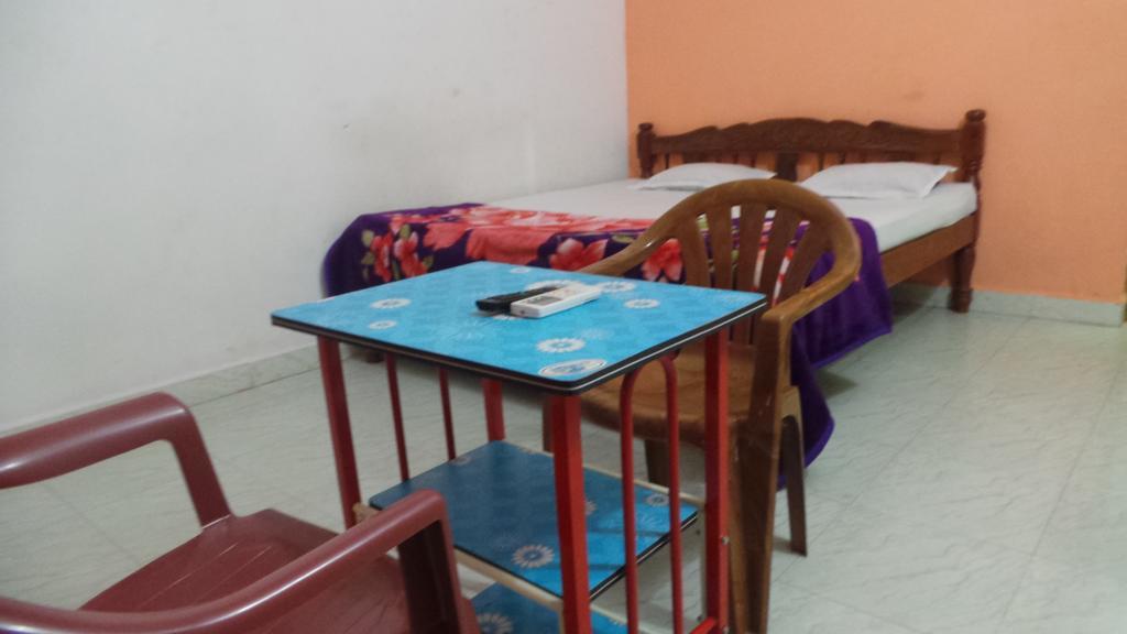 J.S Holiday Guest House Calangute Exterior photo